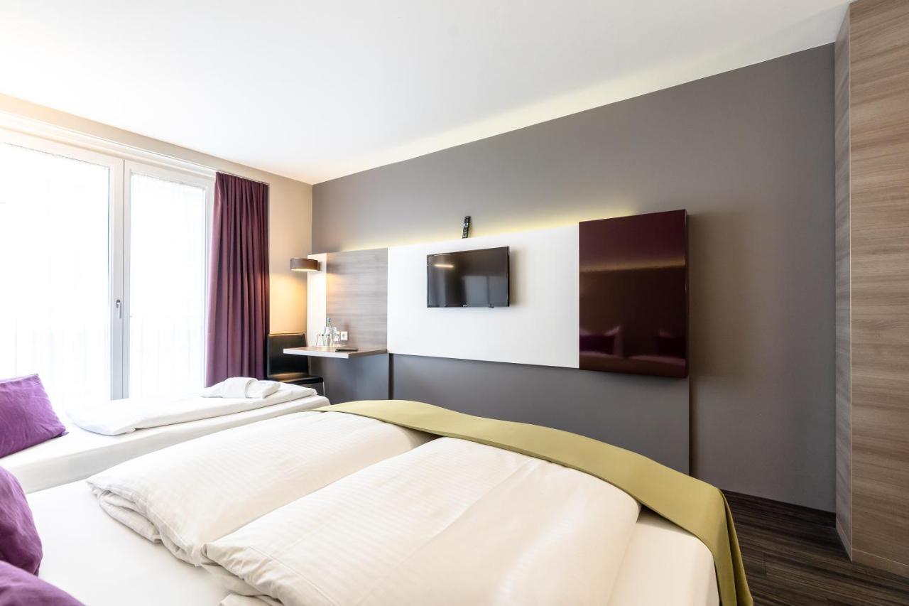 Demas Hotel 3*